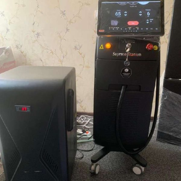 تصویر دستگاه لیزر دست دوم تیتانیوم