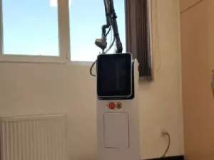 تصویر دستگاه co2 فرکشنال برند adss